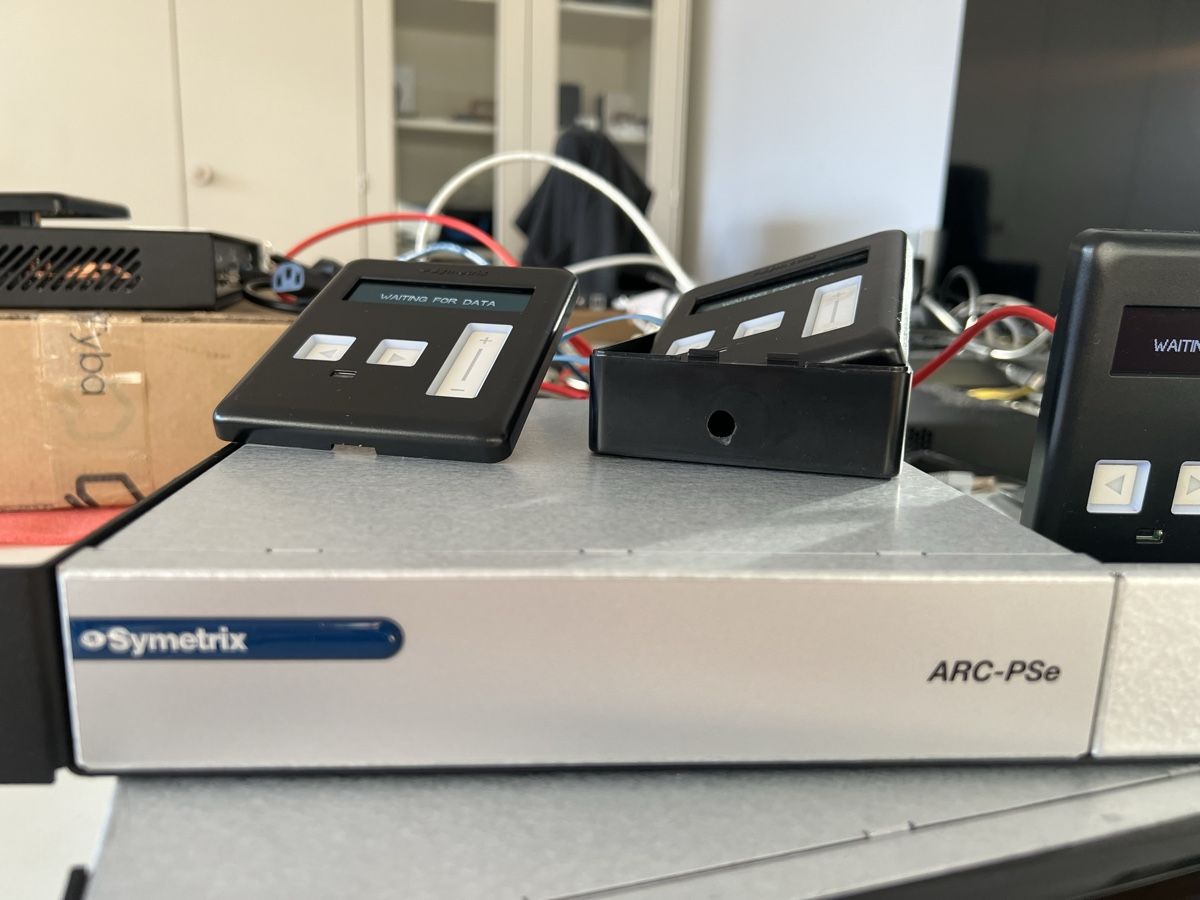 Console di mixaggio: Symetrix ARC Set – Usato da Saanen venduto da AV_Parts 1