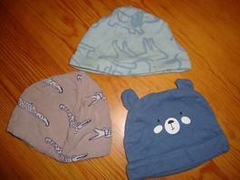 3 Baby Mützen, Bär, Krokodil, Hund
