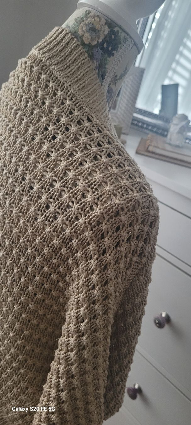 H&M Bolero: Strickjacke Cardigan Beige mit Glitzer Gr.L – Usato da Oberaach venduto da Svea11 5