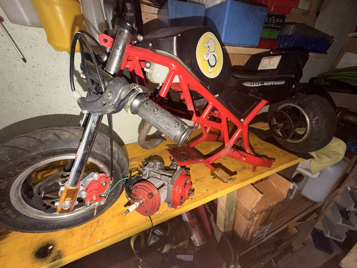 Pocket Bike Mini Motard rot unvollständig defekt (Defekt) in Grenchen ...