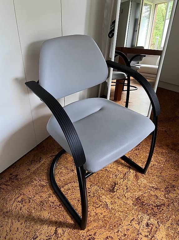 Ponteggi: 2 Stühle mit Stahlgerüst – Usato da Stansstad venduto da pet_czx8 1