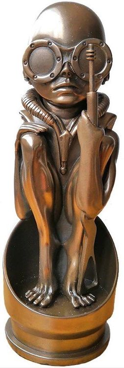 HR Giger - Geburtsmaschine Baby Bullet Statue (Gebraucht) in Nottwil ...