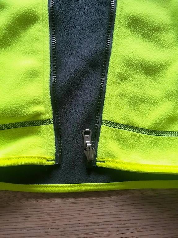 Jacken & Mäntel: Fleecejacke gr 134 beidseitig tragbar – Gebraucht aus Buochs von DODGEO11 1