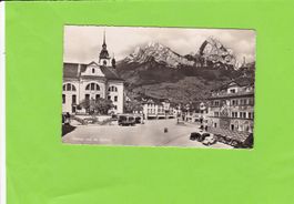 Schwyz und die Mythen-Oldtimer