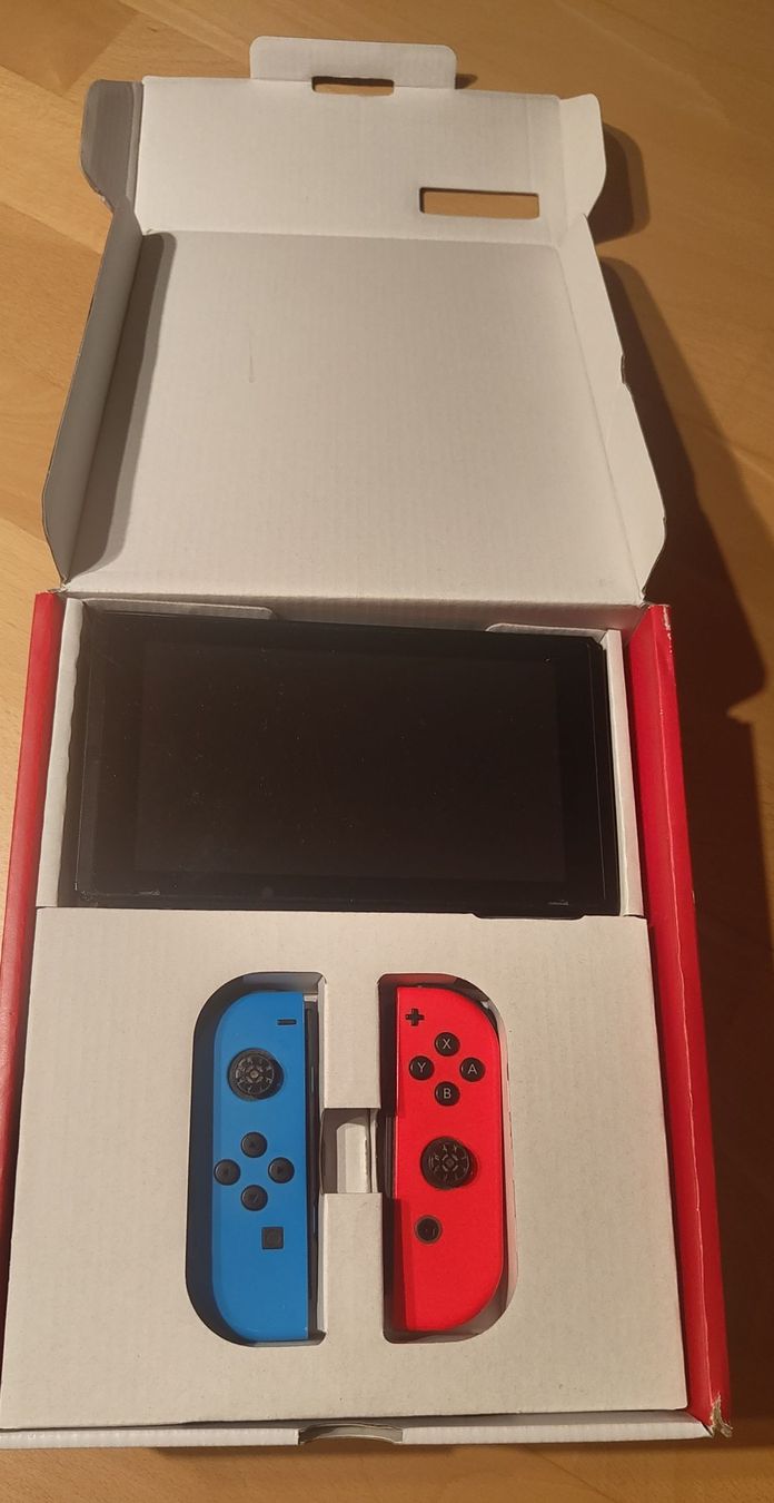 Nintendo Konsolen: Nintendo Switch – Defekt aus Luzern von kellmo 3