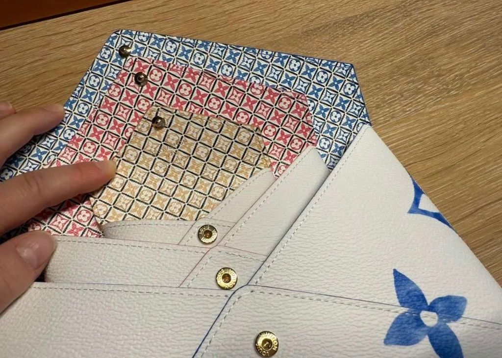 Louis Vuitton Taschen für Damen: Louis Vuitton Kirigami By The Pool FULLSET – Neu (gemäss Beschreibung) aus Triesen von atos87 1