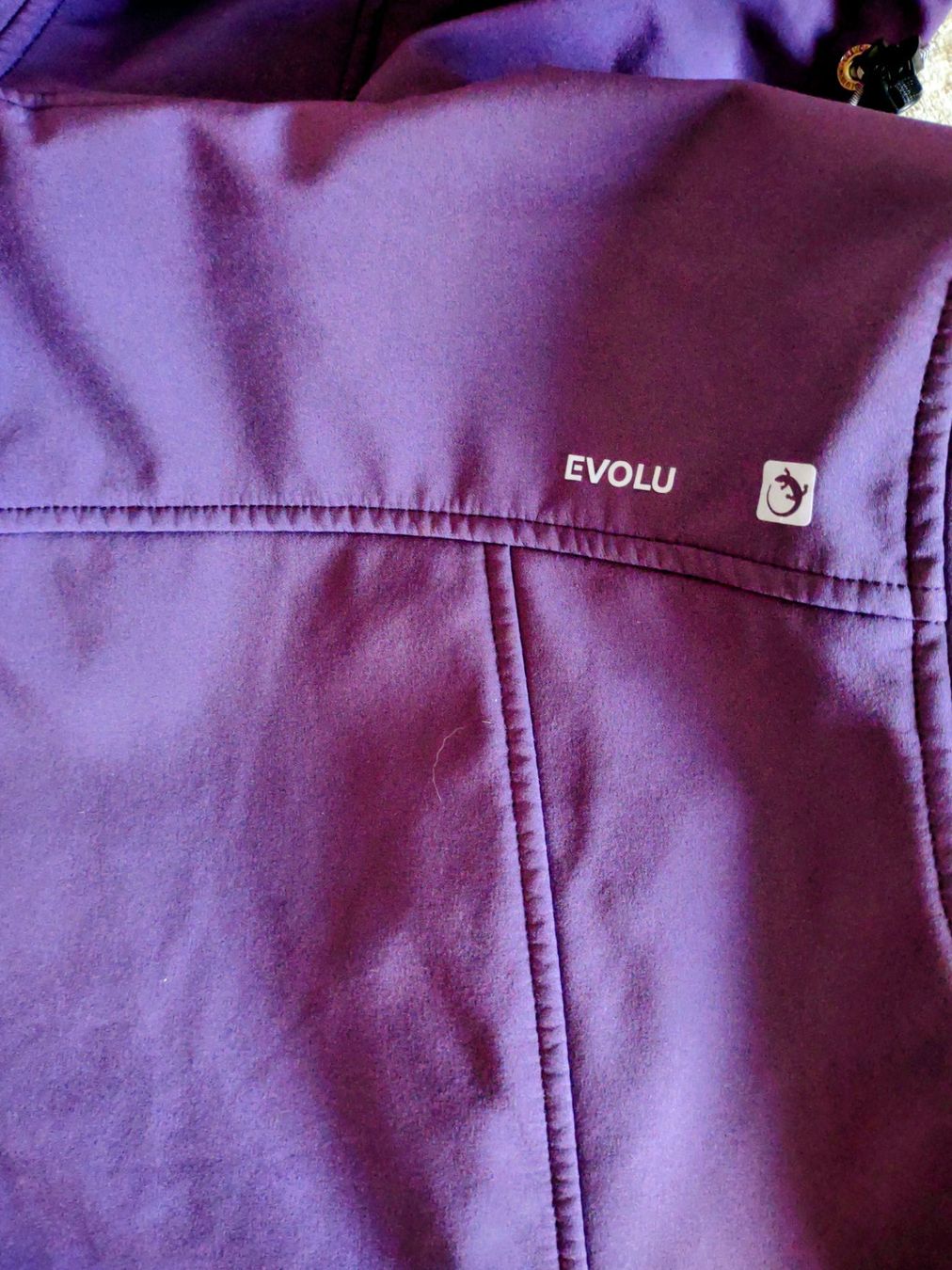 Trevolution Jacken: Softshell Jacke – Gebraucht aus Montlingen von Nikita-Sidney 1