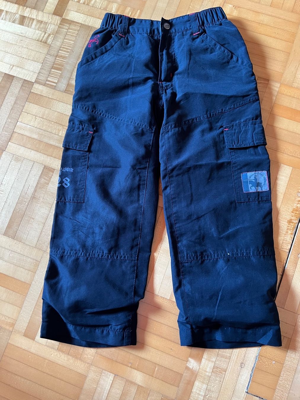 Pantalons: Hose Gr. 116 – D'occasion à Wallisellen par Kaktus8304