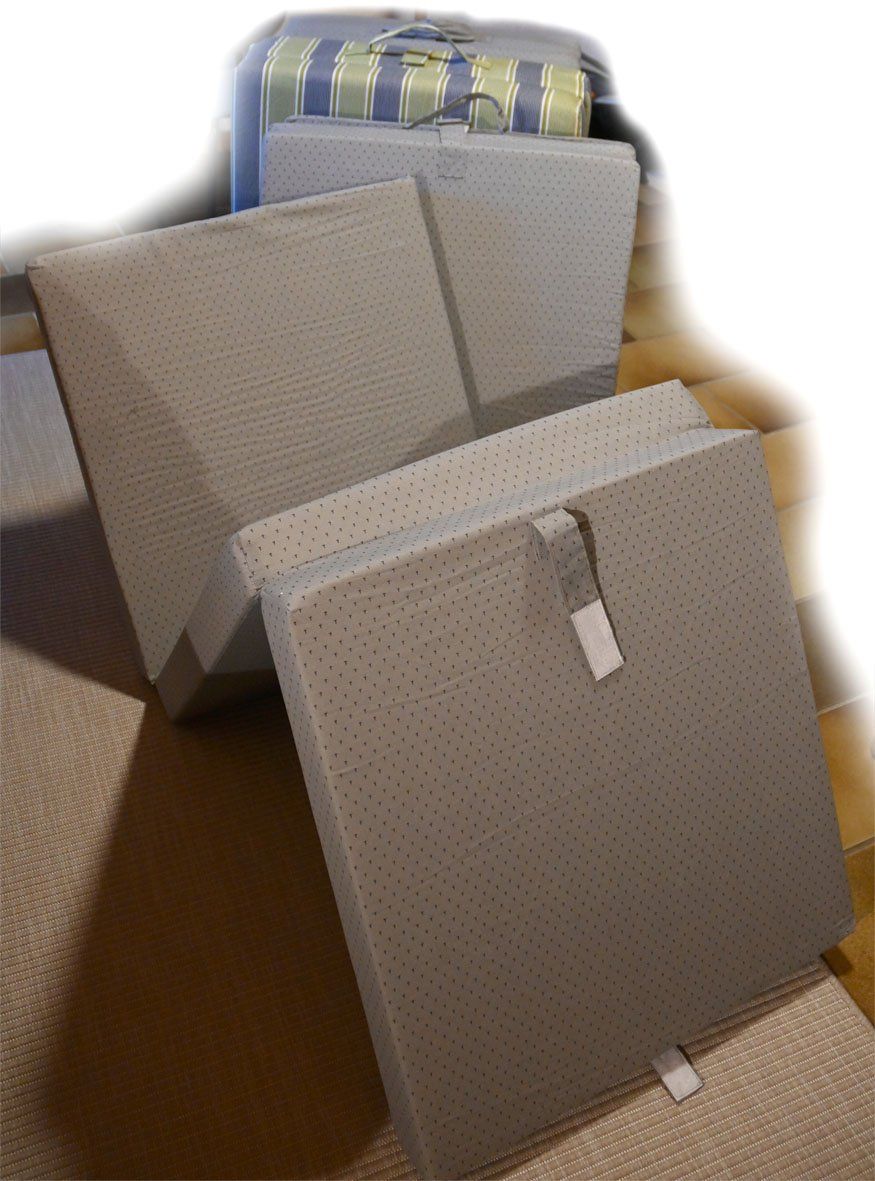 Materassi: 4 matelas pliables en mousse – Usato da Bulle venduto da vtheiler 1