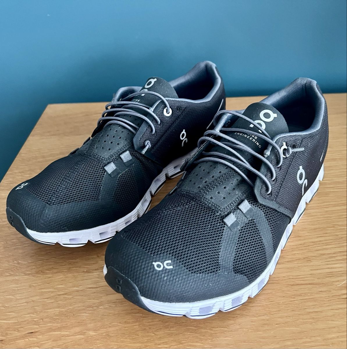 On Herrenschuhe: Chaussures de course ON Cloud noir taille 42 – Gebraucht aus Lausanne von Vracorama 1