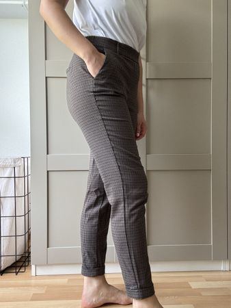 Damen Hose VERO MODA M/32 Karo Slim Fit guter Zustand