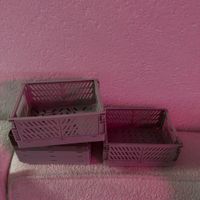 8 petits bacs de rangement empilables