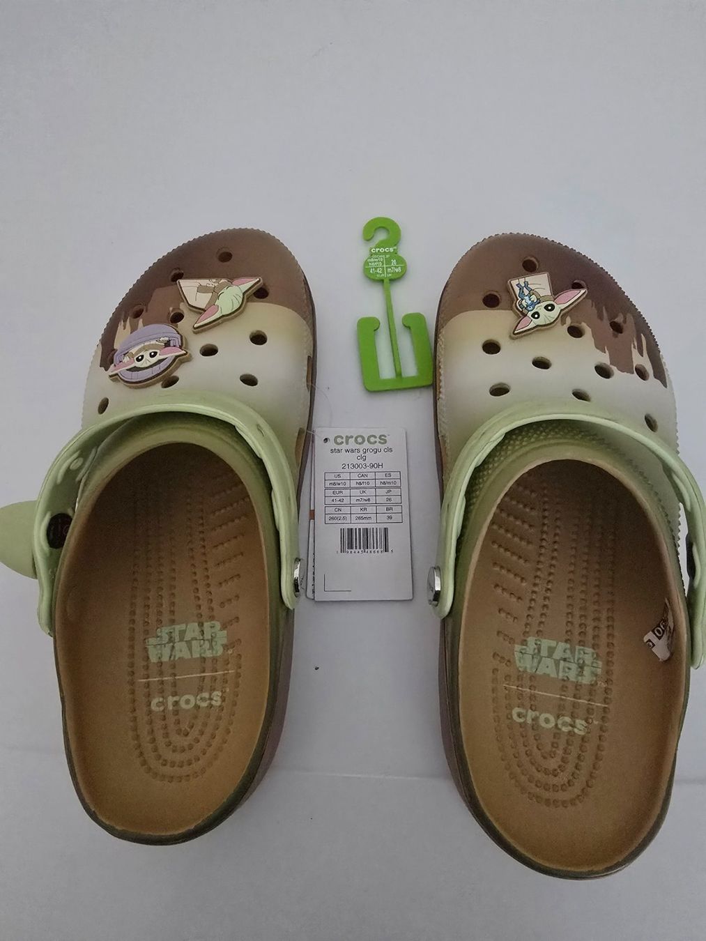 Crocs Chaussures hommes: Crocs STAR WARS GROGU CLASSIC – Neuf avec emballage d'origine à Bergdietikon par ewa1005