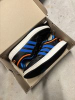 Adidas 36, Sketchers 35.5