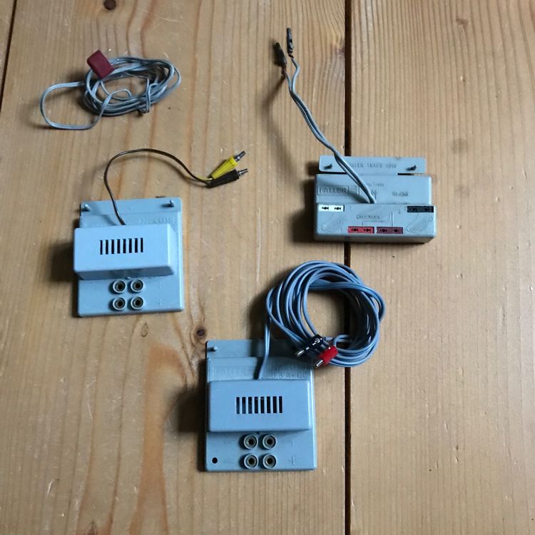 FALLER 180633 Gleichrichter Medium - Für LED-Beleuchtungen Im Modellbau & Modelleisenbahn