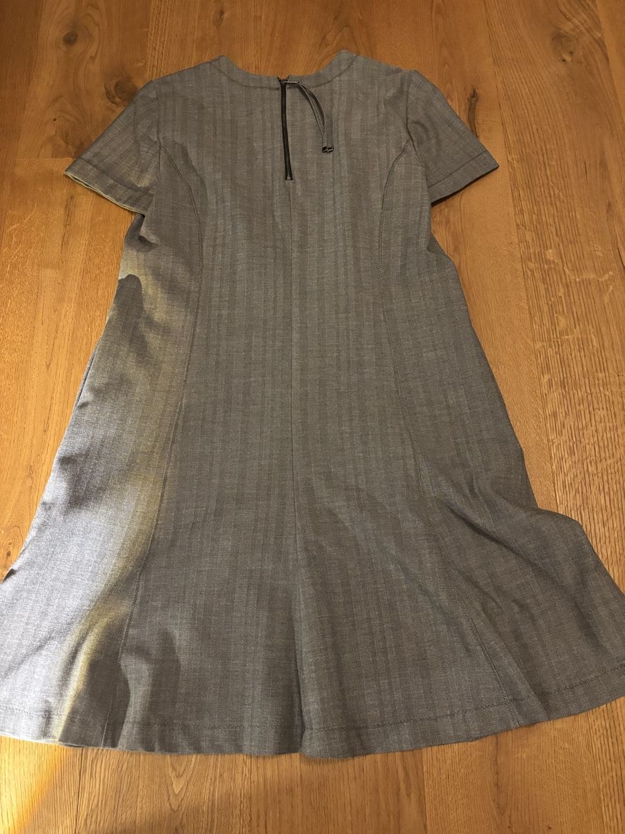Kleider: MAX&CO. Grey formal dress – Neu (gemäss Beschreibung) aus Lavigny von bea_26wd 1
