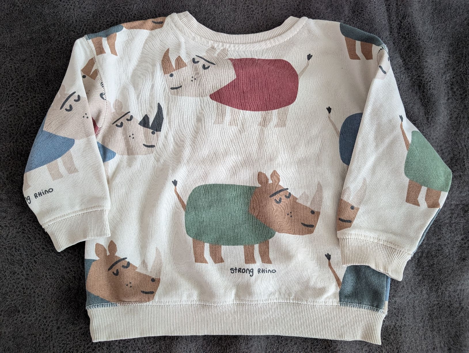 Maglioni & Felpe: 2 Kinder Pullover Grösse 86 von Alana & Sfera – Usato da Basel venduto da an_v7yj 4