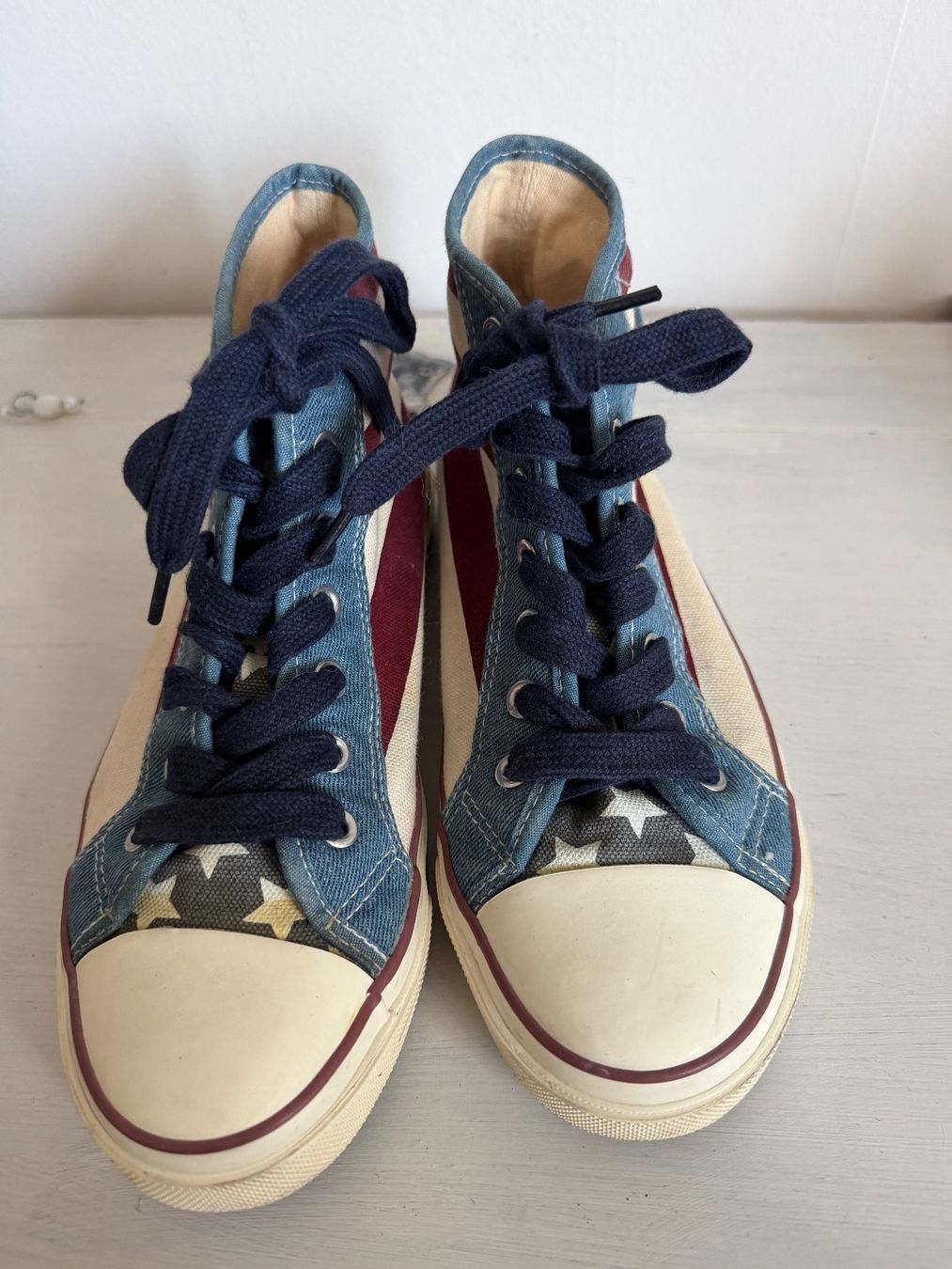 Damenschuhe: Baskets style Converse T 36/37 – Gebraucht aus Dombresson von feline_ne 3