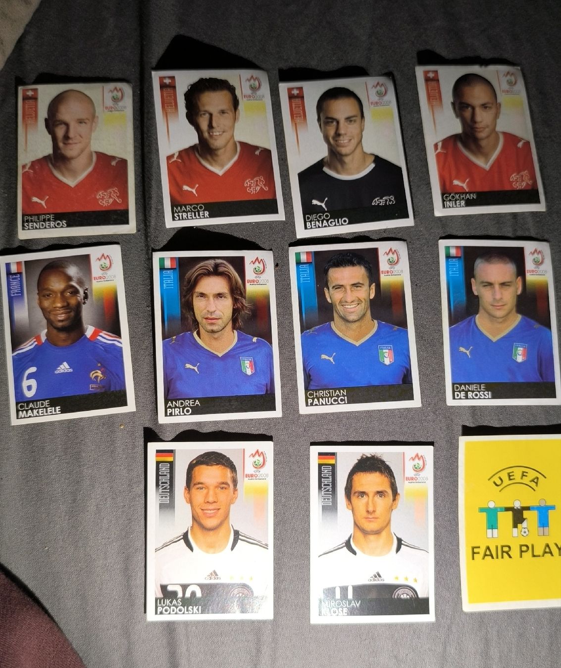 Panini Carte collezionabili: Panini EM 2008 Konvolut: Spieler & Glitzer Wappen – Nuovo (secondo la descrizione) da Ossingen venduto da kro_nrz6