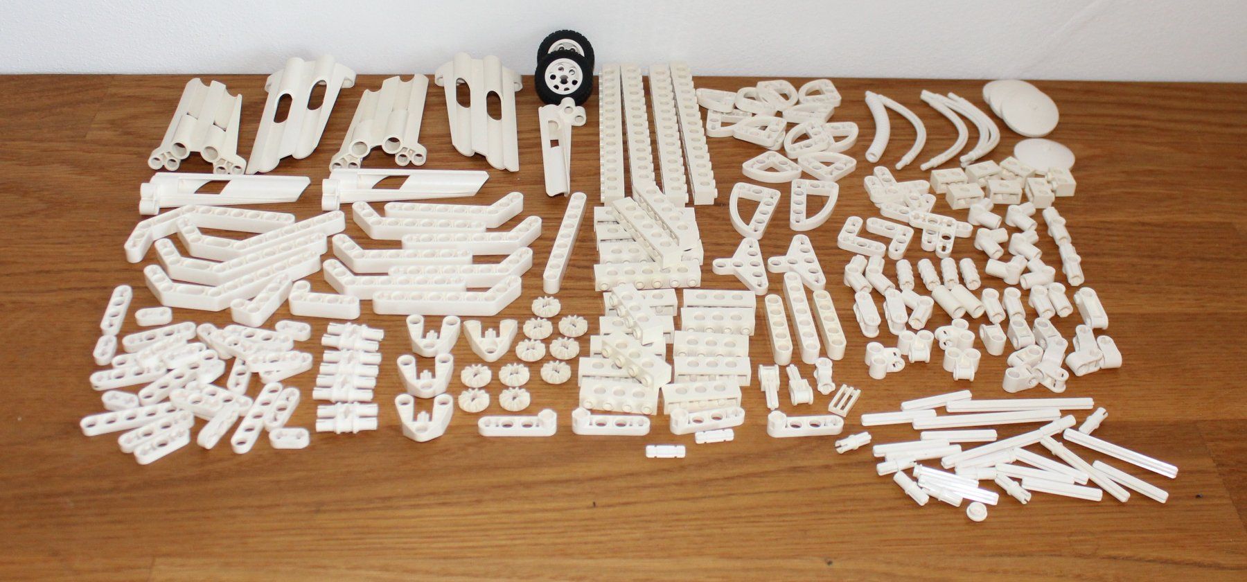 Lego Spielzeuge: Lego Technik weiss viele Teile     Text lesen! – Gebraucht aus Istighofen von muech40 1