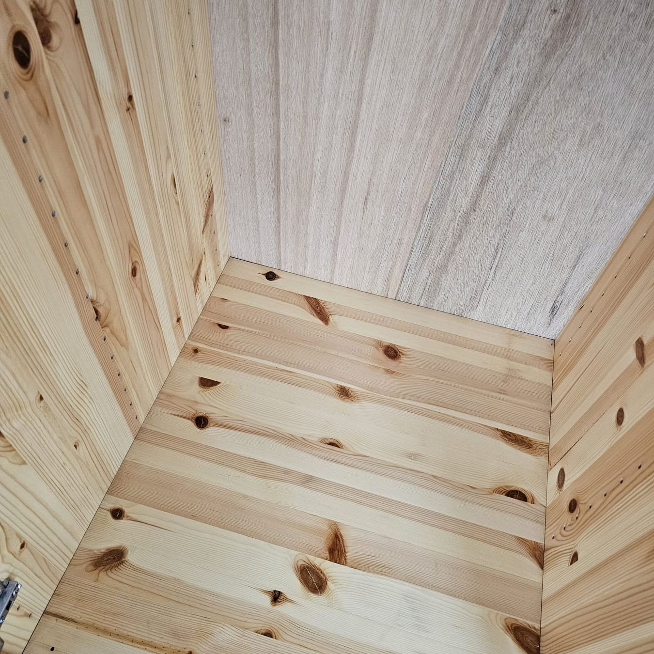Schränke: Schrank 4 Teile robust  - armoire 4 pièces robuste – Gebraucht aus Spiegel b. Bern von Gudi8 8