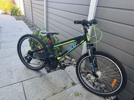 Kindervelo Racer Rock 24 Disc schwarz grün gebraucht