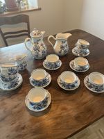 Teeservice „Original Zwiebelmuster“ – Czechoslovakia