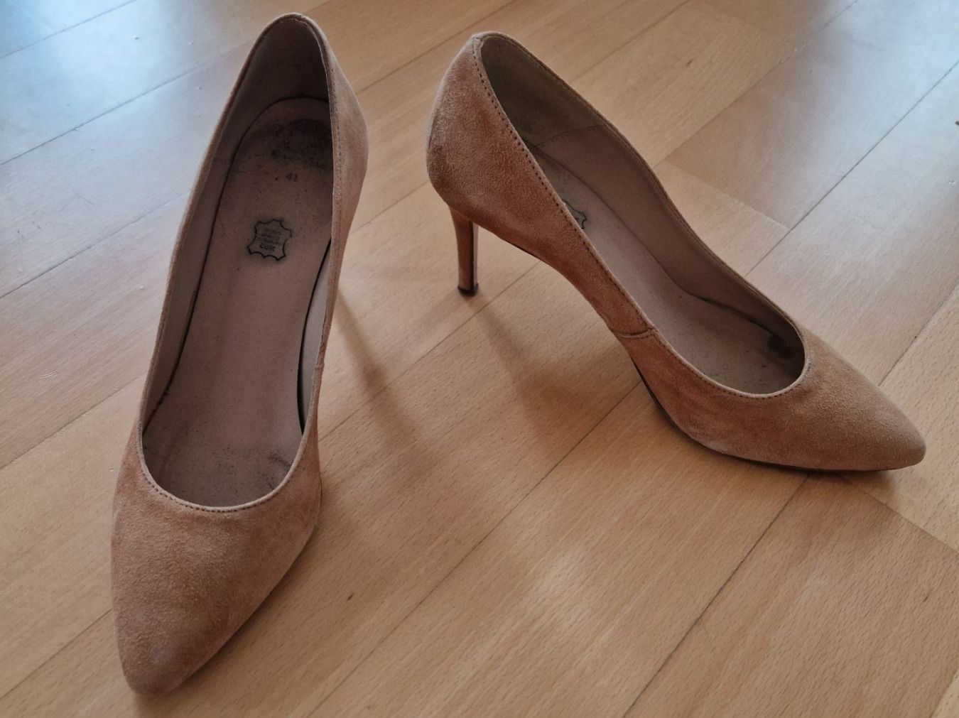 Scarpe da donna: Pumps Schuhe – Usato da Zürich venduto da Ana_440