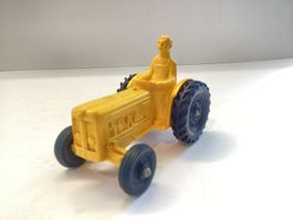 Spielzeug Traktor Fordson TOMTE LAERDAL Norwegen Vintage