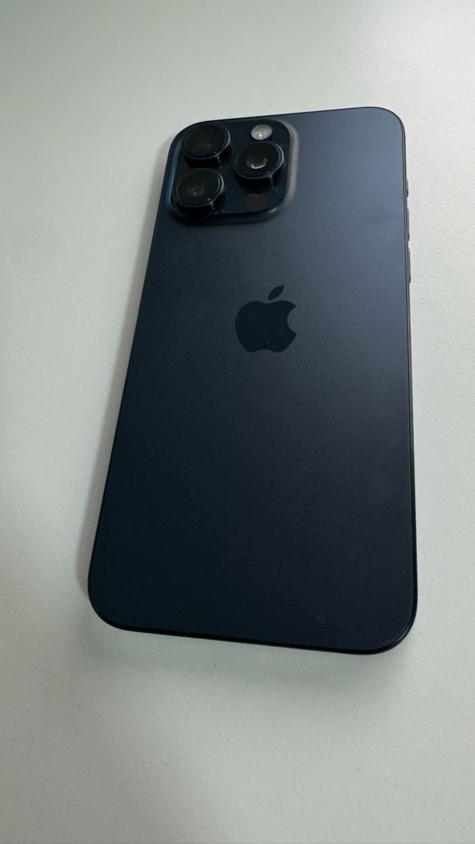 Apple Telefoni cellulari / Smartphones: iPhone 15 Pro Max 256 GB Blue Titanium Top! – Usato da Rüdtligen venduto da Simms74 5