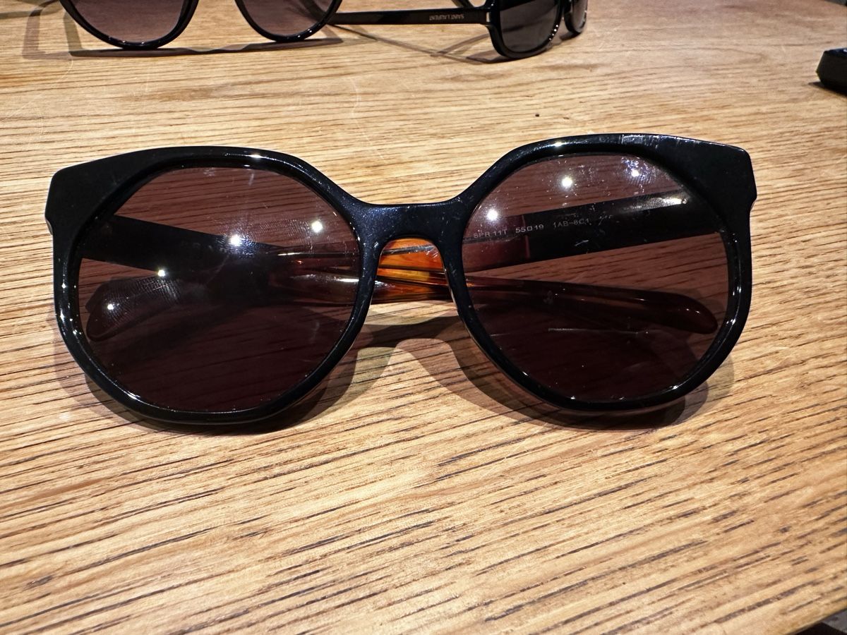 Brillen & Gläser: Sonnenbrille Prada – Gebraucht aus Altendorf von rob93mos