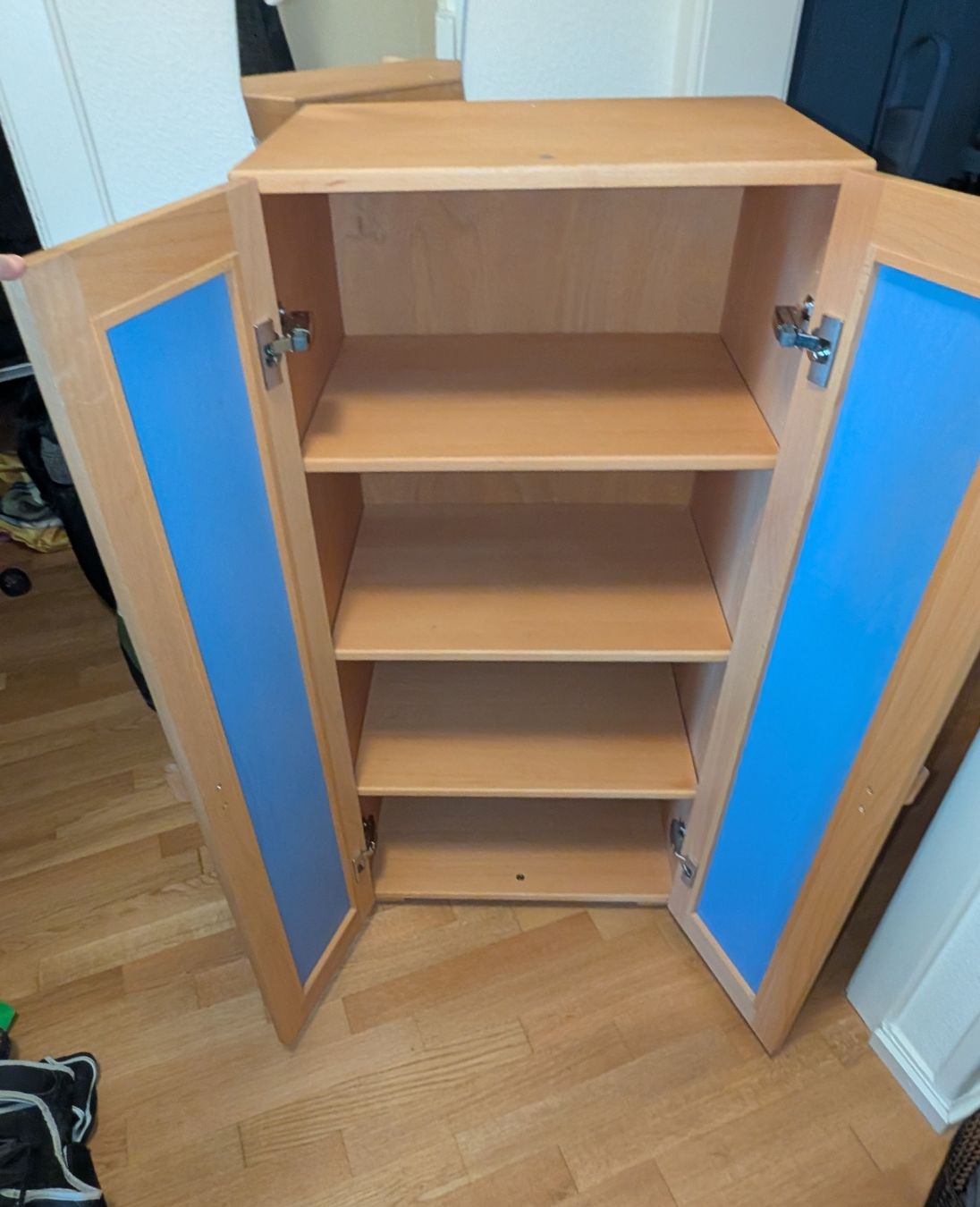 Armadi: Holzschrank – Usato da Basel venduto da Silvio_89 1