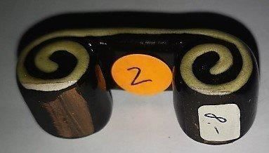 Coltelli: Messerbänkli aus Berner Keramik (2) – Nuovo (secondo la descrizione) da Lutzenberg venduto da Truhe 1