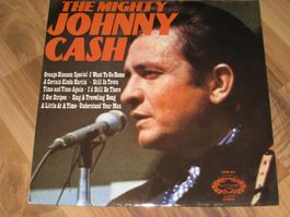 LP - JOHNNY CASH - THE MIGHTY (MADE IN ENGLAND)