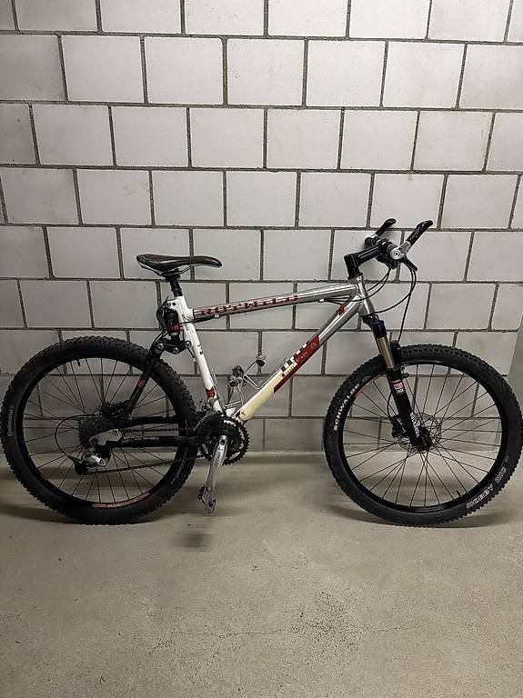 Velos: Rotwild Mountain bike – Gebraucht aus Oberdiessbach von shan26