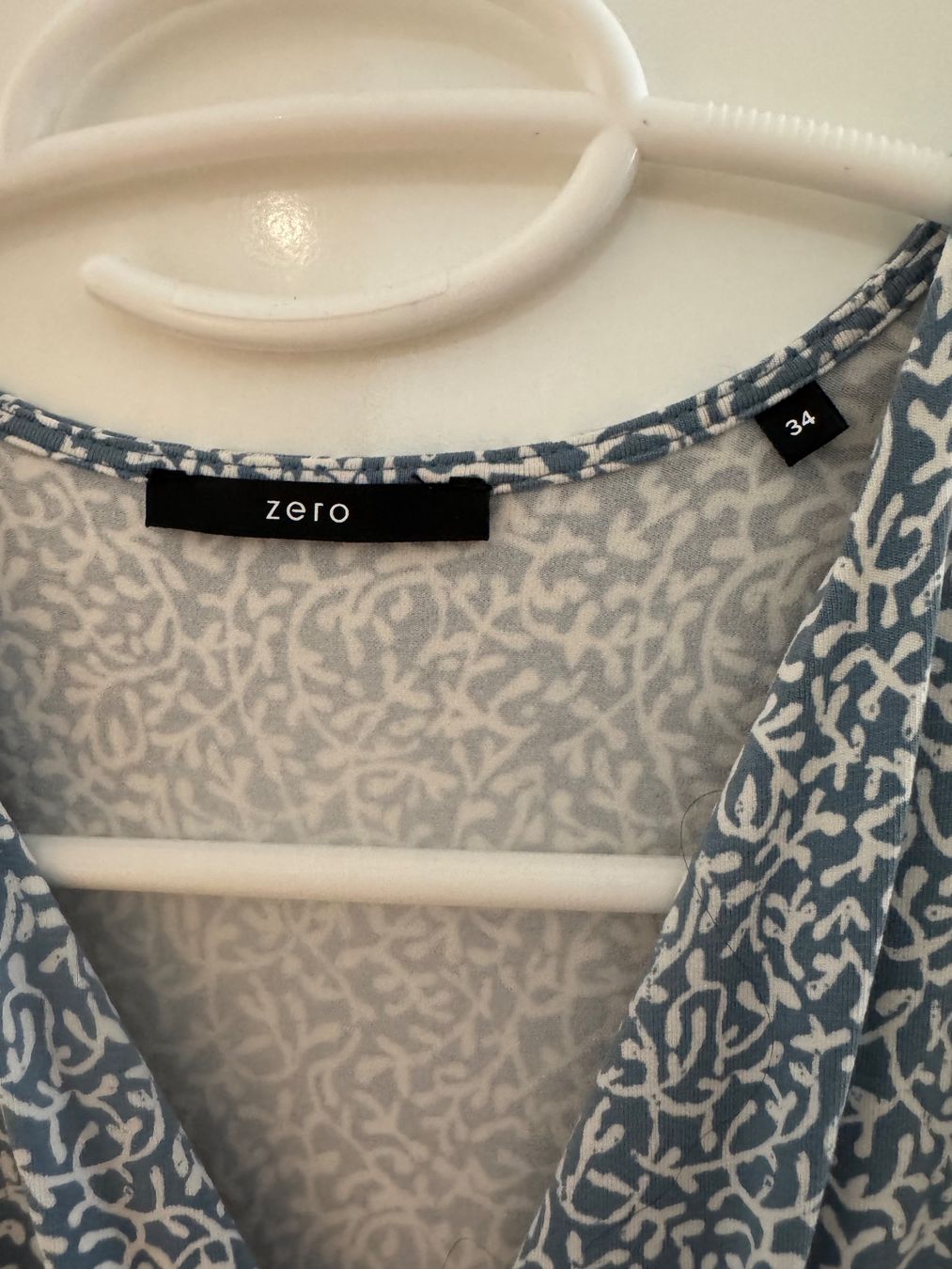 Robes: zero Kleid Gr. 34 – Neuf (Voir description) à Zürich par sel_w5sd 2