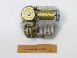 Musikdose Reuge Spieluhr Swiss Made Ave Maria de Gounod Bach