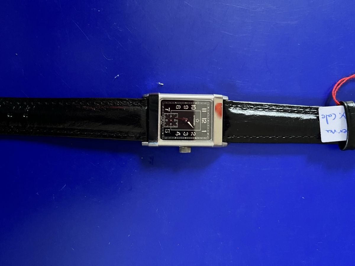 Eterna Montres: Eterna tank – D'occasion à Zürich par gki_5bgj 2