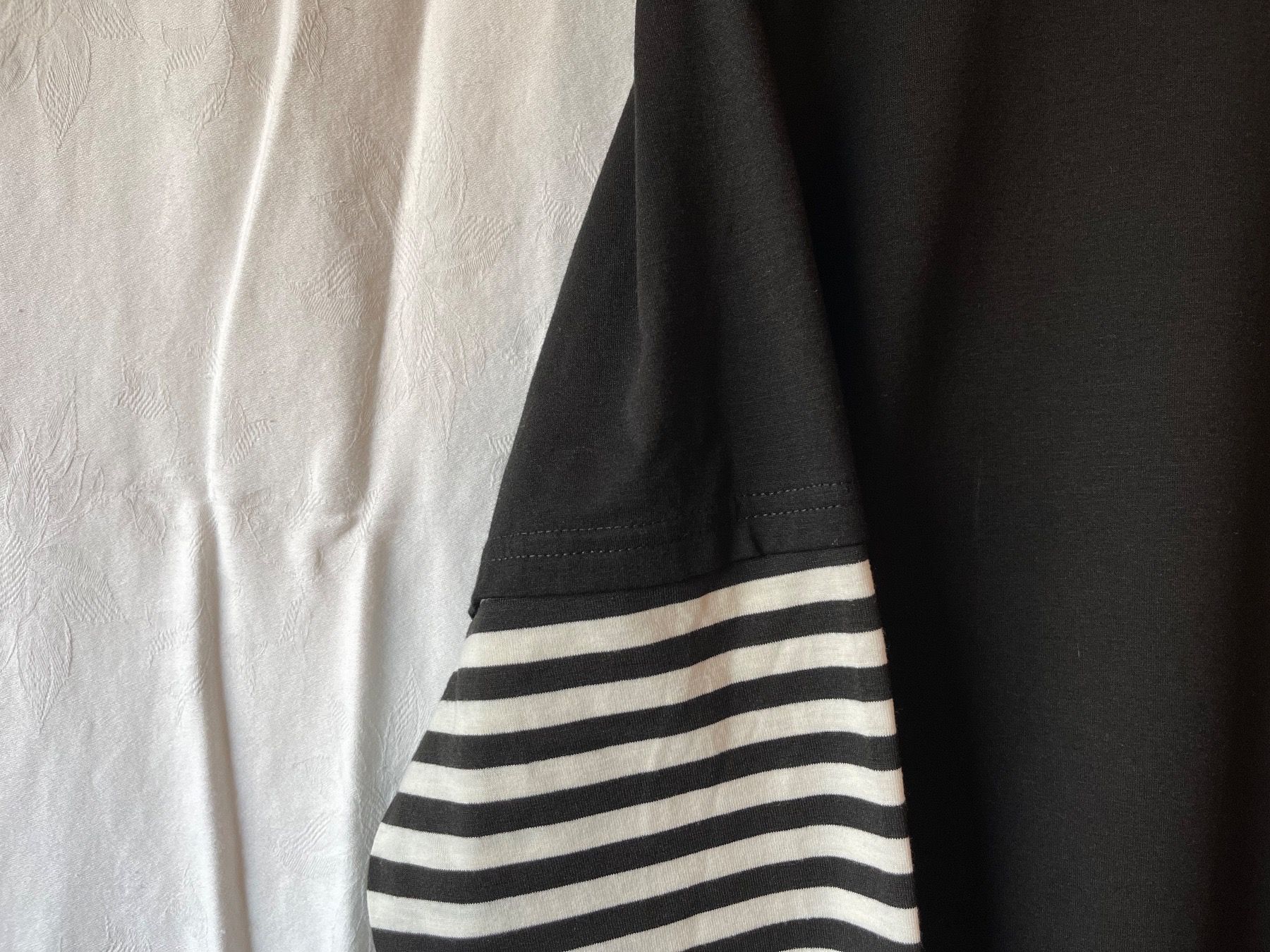 Maglioni & Felpe: Schwarzer Pullover, Unisex Gr. XL – Nuovo e nell'imballaggio originale da Rapperswil SG venduto da Letas_closet 2