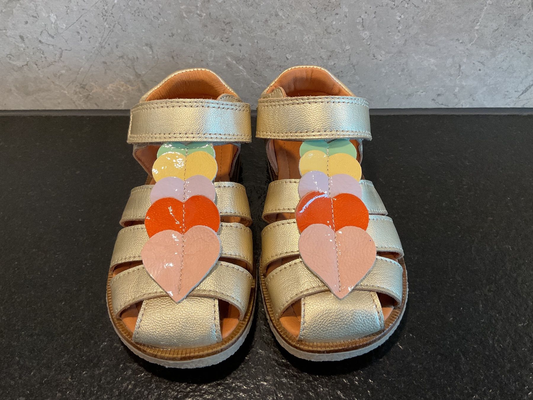 Wheat Schuhe für Mädchen: Sandales en cuir – Neu (gemäss Beschreibung) aus Neuchâtel von sta_7qfy