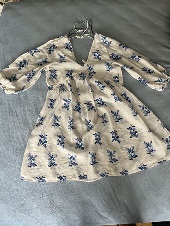 Leichtes Sommerkleid 👗 mit Blumenmuster 