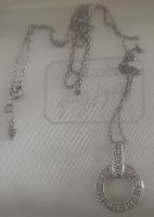 Collier fine en Or blanc 10cts/375et petits diamants.