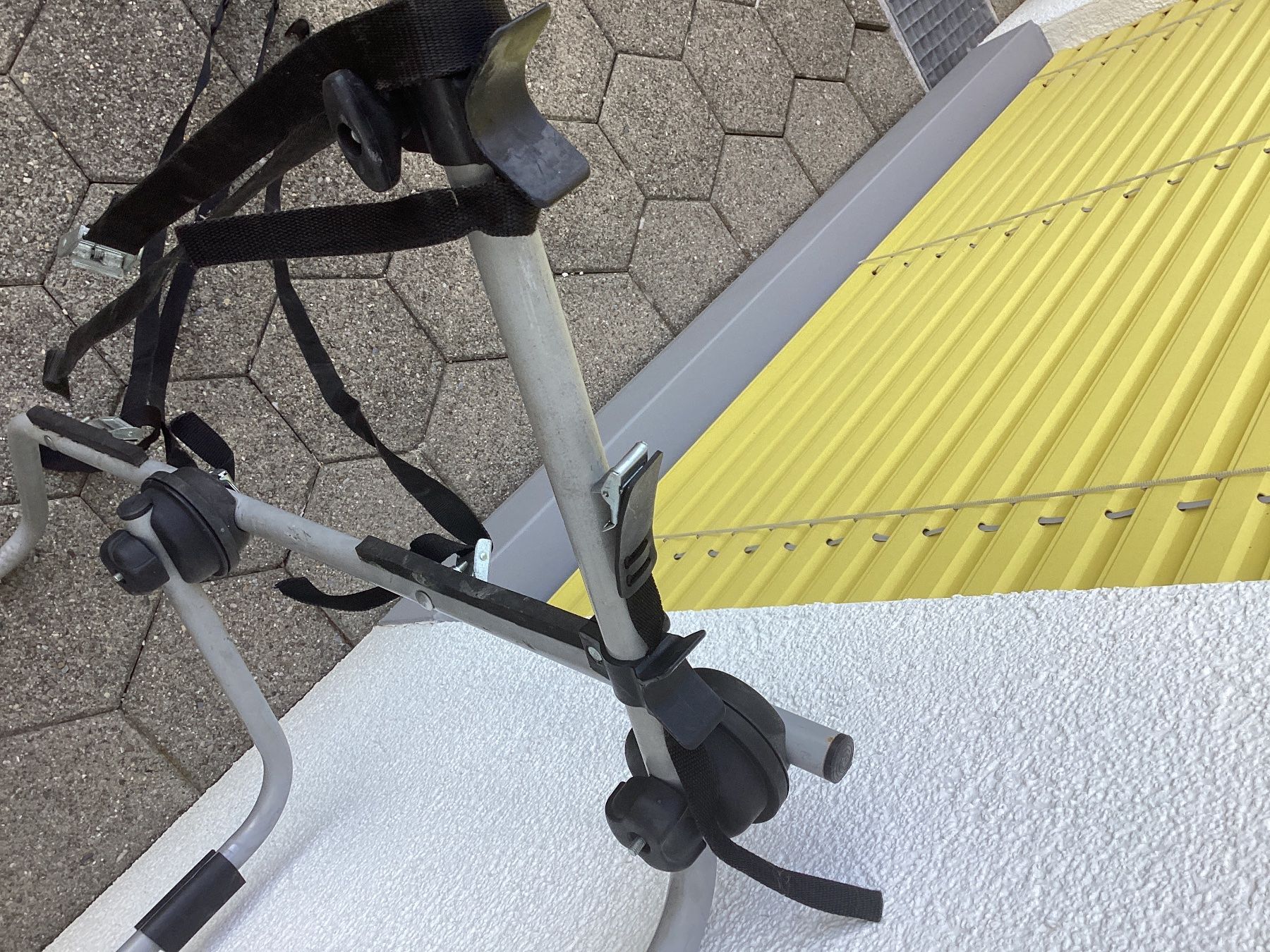 Supporti per biciclette: Heck Fahrradträger – Usato da Hägendorf venduto da ursli03 6