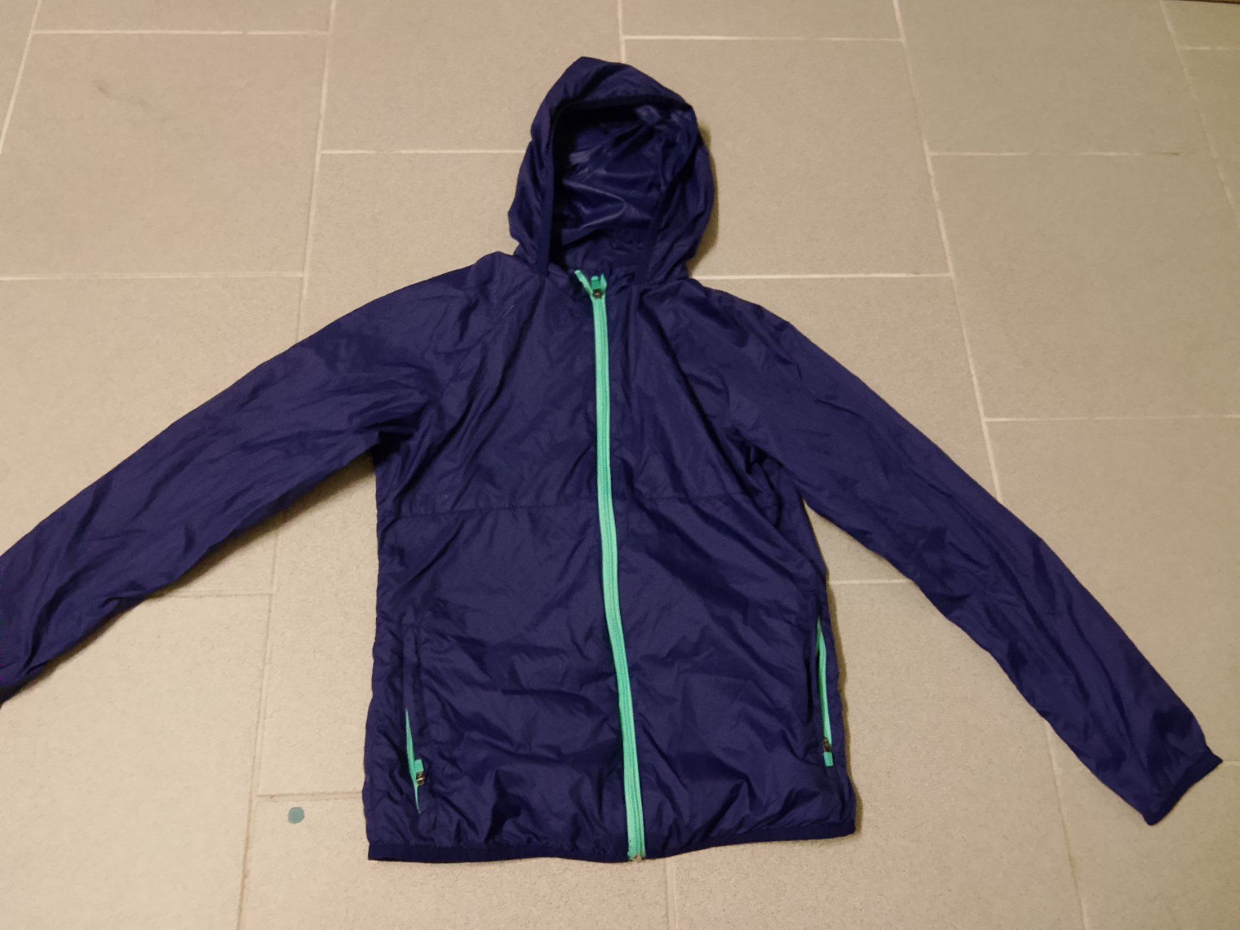 Decathlon Giacche & Cappotti: Leichte Windjacke KIPRUN Gr. 140 for Junge – Nuovo (secondo la descrizione) da Bellikon venduto da MellonCollieMitTwint 1