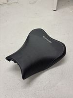 Erhöter Sattel Kawasaki Z900