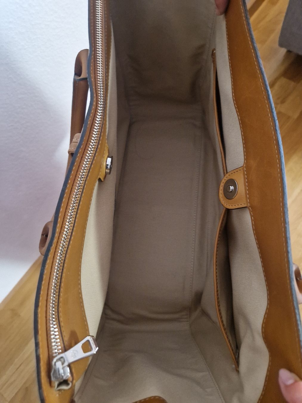 Longchamp Taschen für Damen: Longchamp Ledertasche – Gebraucht aus Bern von Dekthai 3