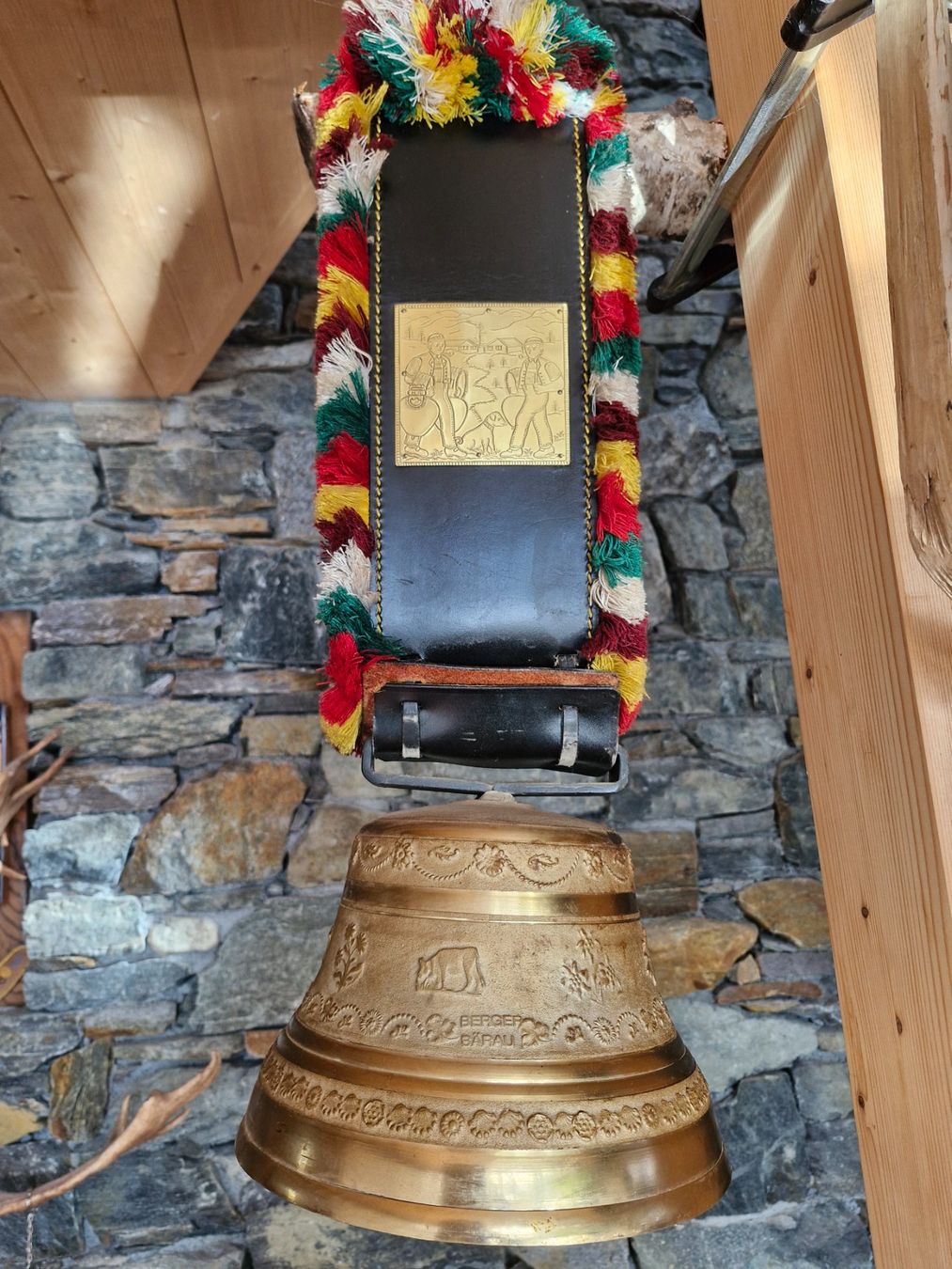 Cloches & sonnailles: Glocke Treichel – D'occasion à Guarda par rue_bpd7 2