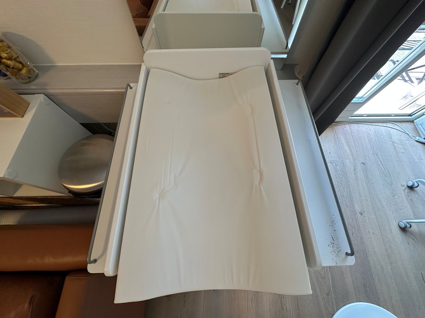 Fasciatoi & Accessori: Wickelkommode Weiss mit integriertem Fach – Usato da Winterthur venduto da ski_ryq7 1