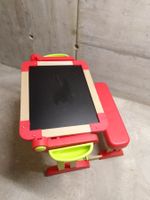 Bureau pour petit enfant avec siège rabattable
