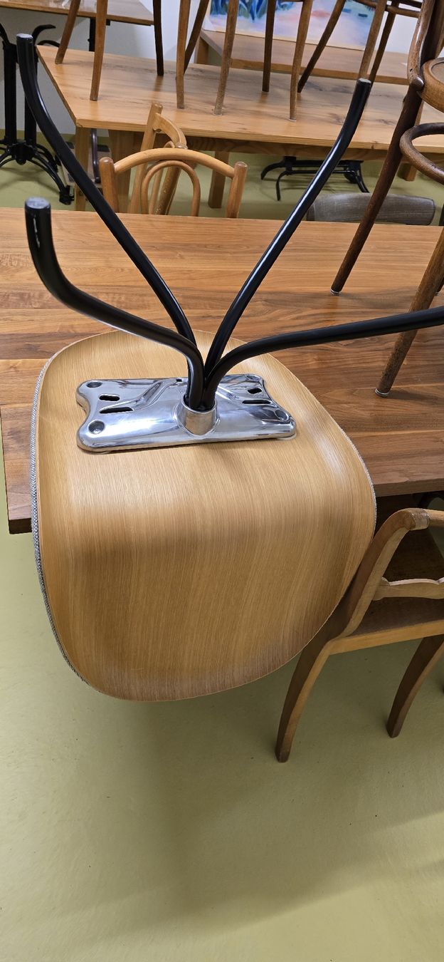 Gubi Stühle: gubi chair , gubi Drehstuhl – Neu (gemäss Beschreibung) aus Zürich von Reni8048 3